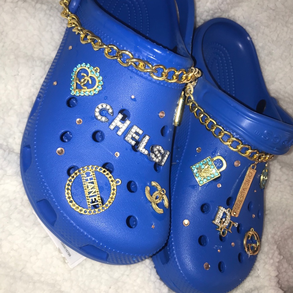 Custom Crocs Ad - Picture 4 of 9